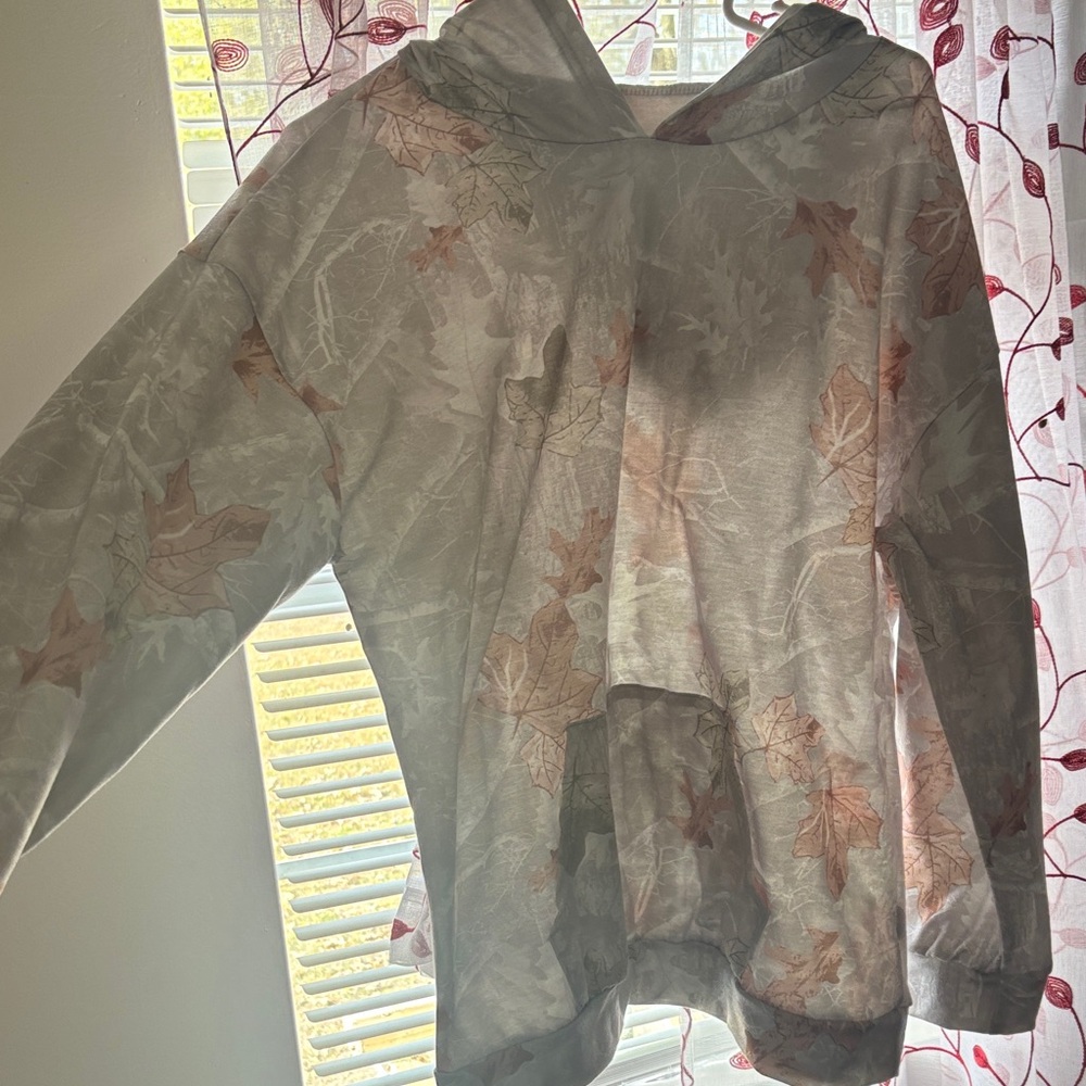 Women's Gray Leaf Print Hoodie